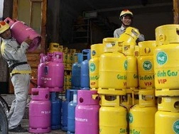 Từ 1/10: Giá gas giảm 8.000 đồng/bình 12kg