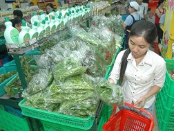 Thực phẩm an toàn khó tiêu thụ