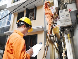 Giá điện "đè đầu" sinh viên