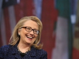 Bà Hillary Clinton tỏ ra thoải mái trong cuộc trả lời phỏng vấn lần cuối (Nguồn: AFP)