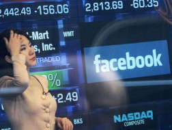 Nasdaq bị phạt 5 triệu USD vì Facebook