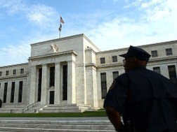 Fed duy trì tốc độ mua tài sản và sẵn sàng điều chỉnh