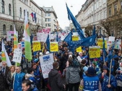 Slovenia có thể phải cầu viện cứu trợ nước ngoài