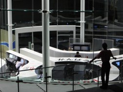 Nikkei 225 vượt mốc 15.000, chứng khoán châu Á bùng nổ