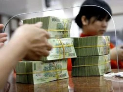 Bloomberg: Việt Nam sẽ buộc các ngân hàng bán nợ xấu cho VAMC 