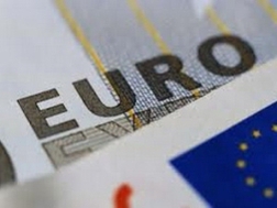 Thặng dư thương mại tháng 3 của Eurozone đạt kỷ lục