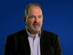 Giám đốc thông tin của Microsoft bất ngờ từ nhiệm