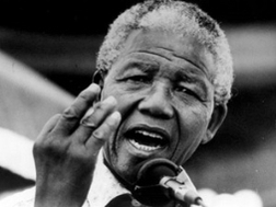 Nelson Mandela đang ở trong tình trạng “nguy kịch”