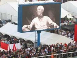 Hình ảnh ông Mandela có khắp mọi nơi trên đất nước Nam Phi (Ảnh: Getty)