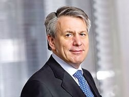 Van Beurden - Ông chủ mới của &ldquo;vỏ sò&rdquo;