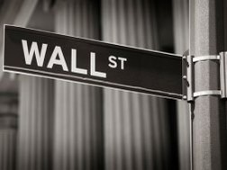 S&P 500 dứt đà tăng, Dow Jones lập kỷ lục