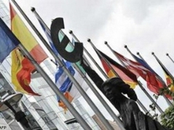 Nợ công của khu vực Eurozone "ngày càng nan giải"