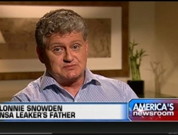 Ông Lonnie Snowden