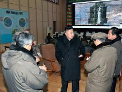 Giới truyền thông quốc tế cho biết ông Kim Jong-un đã gửi ít nhất 4 tỉ USD trong các ngân hàng châu Âu, trong đó có Thụy Sỹ. Ảnh: KCNA 