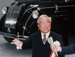 Ông E. Toyoda có 69 năm gắn bó với Tập đoàn Toyota