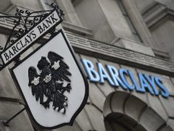 Đến lượt Barclays đóng tài khoản ở 130 quốc gia