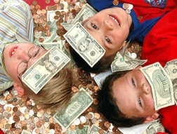 Cụ bà 100 tuổi kiếm nhiều tiền hơn CEO của phố Wall?