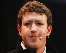 Ông chủ Facebook rớt khỏi top 10 tỷ phú công nghệ thế giới