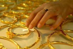 Giá vàng tăng 160 nghìn đồng/lượng ngày cuối tuần