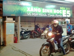 ‘Xăng sinh học phải rẻ hơn mới hút người mua’