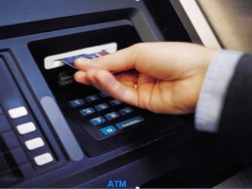 Từ việc thu phí ATM nghĩ đến &ldquo;kinh doanh dịch vụ rút tiền&rdquo;