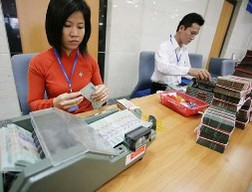 Ngân hàng tìm cách kích tín dụng