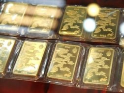 Giá vàng giảm nhẹ sáng đầu tuần