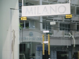  Lô hàng hiệu của Gucci - Milano bị bắt là đồ thật, trị giá gần 100 tỷ đồng.