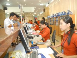 Sacombank tung khuyến mại hút khách gửi tiền