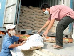 Sức mua tiếp tục giảm
