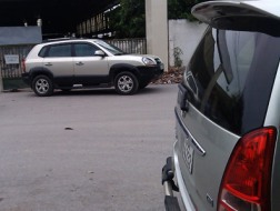 Xử lý nợ, các ngân hàng cản nhau chuyển hàng thế chấp