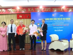 Hội thảo &ldquo;Giáo dục con trẻ về tài chính&rdquo; do Sacombank tổ chức
