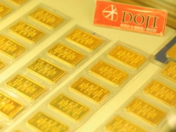 Nhà vàng giảm giá mua vào, cao hơn thế giới 4,8 triệu đồng/lượng