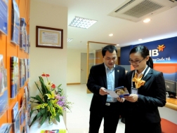 Ngân hàng ưu đãi cho khách mua “Mẹc”