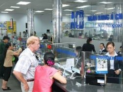 Ngân hàng ACB: Lương giảm gần 30%, nhân sự giảm 568 người trong 6 tháng
