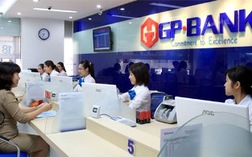 Khối ngoại nhảy vào ngân hàng yếu kém còn lại