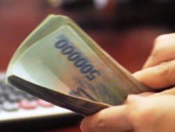 NHNN cảnh báo rủi ro từ cho vay cá nhân