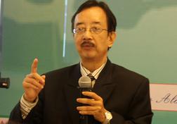 Chuyên gia kinh tế - TS. Alan Phan