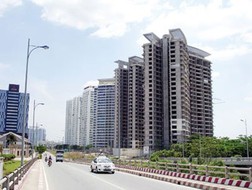 Bất động sản: Nam, Bắc cùng "ấm"