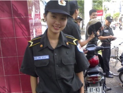 Chính sách cho lao động nữ dưới con mắt người trong cuộc
