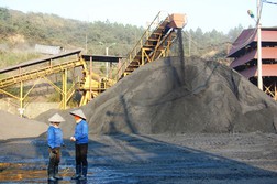 Khó khăn của ngành than không chỉ do xuất khẩu giảm, mà còn do cơ cấu chủng loại than còn bất cập - Ảnh: M.Hà