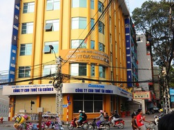 Tổng giám đốc “thổi” giá thiết bị từ 100 triệu lên 130 tỉ để chia chác