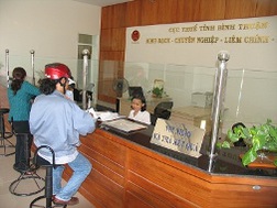 Hoạt động nghiệp vụ tại Cục Thuế Bình Thuận. Ảnh: Internet.