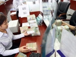 Việt Nam đang ở giai đoạn dân số vàng, lực lượng lao động trẻ đông đả. Ảnh minh họa: Bình Minh