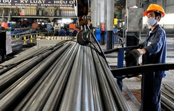 PMI tháng 2: Lĩnh vực sản xuất giảm sút trở lại