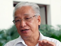 Ông Cao Sỹ Kiêm