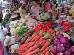 Lo ngại nguy cơ giảm phát