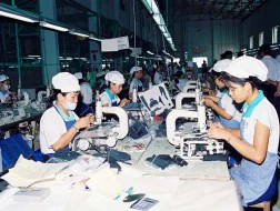 Lao động Việt Nam rẻ hay đắt?