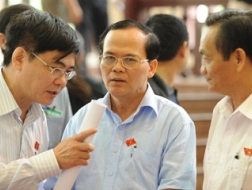 Nên có điều trần khi lấy phiếu tín nhiệm