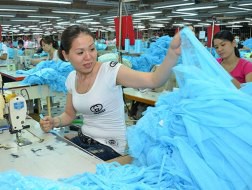 Thu ngân sách bấp bênh